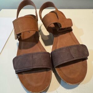 Pierre Dumas Brown and Tan Flat Sandals with Buckle